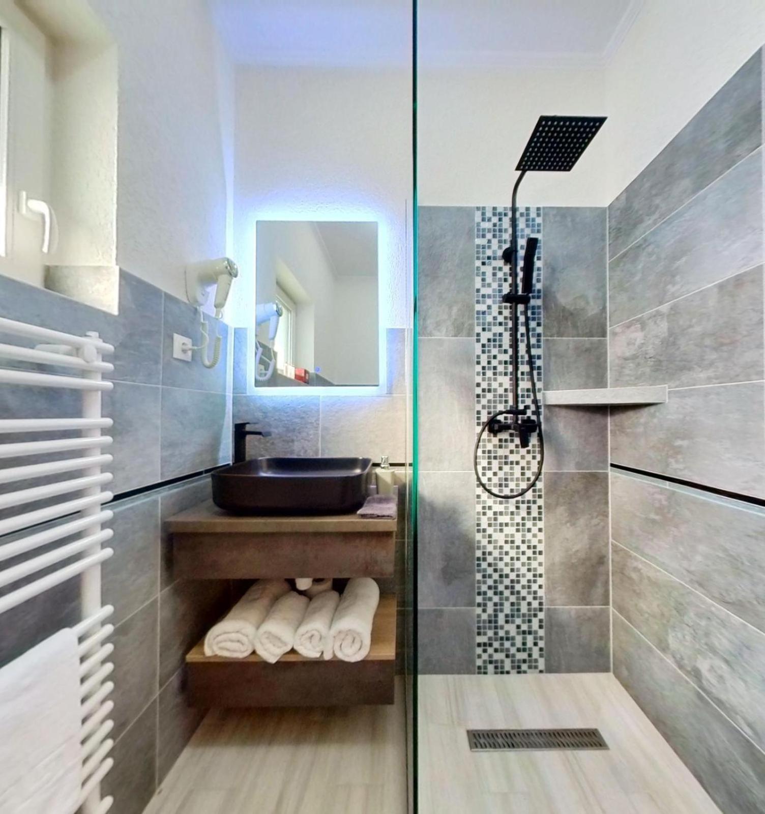Vila Diamond Lux&Spa Sovata Eksteriør billede